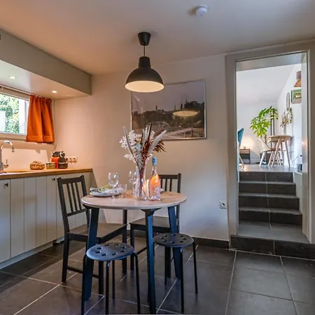 Διαμέρισμα Spacious With A Scandinavian Touch *